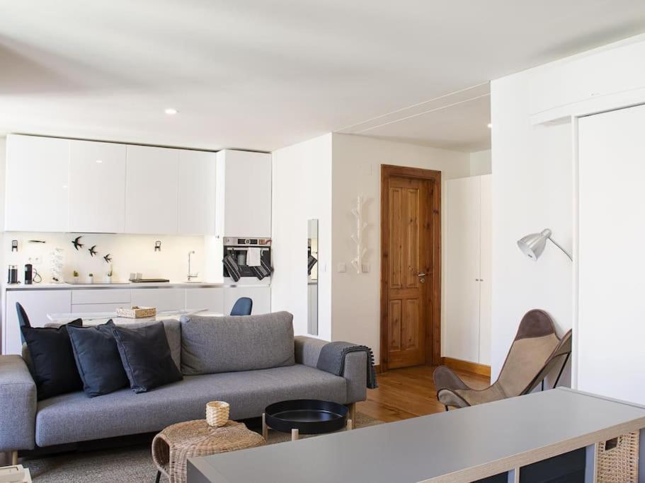 Chiado Cozy Bright With Ac Elevator Appartement Lissabon